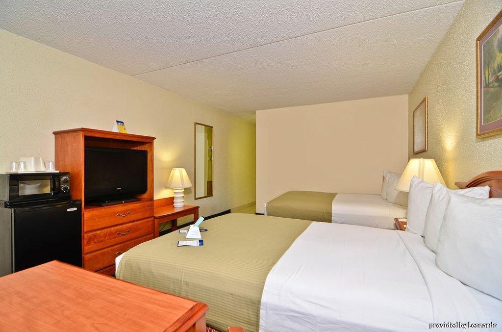 Best Western Crossroads Inn DeFuniak Springs Room photo