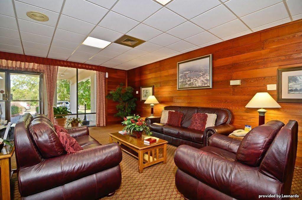 Best Western Crossroads Inn DeFuniak Springs Room photo